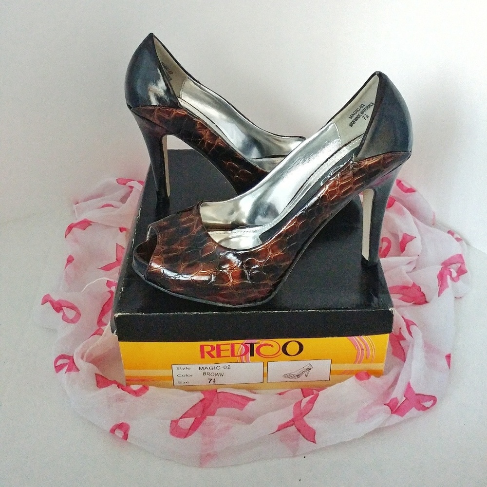 Women's Brown and Black Peep Toe Pumps Heels